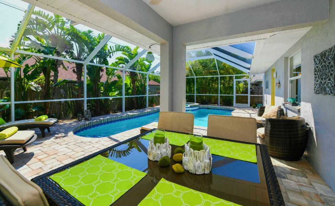 Contemporary Pool Villa I - Pool & Jacuzzi - Nearby Beach Венис Екстериор снимка